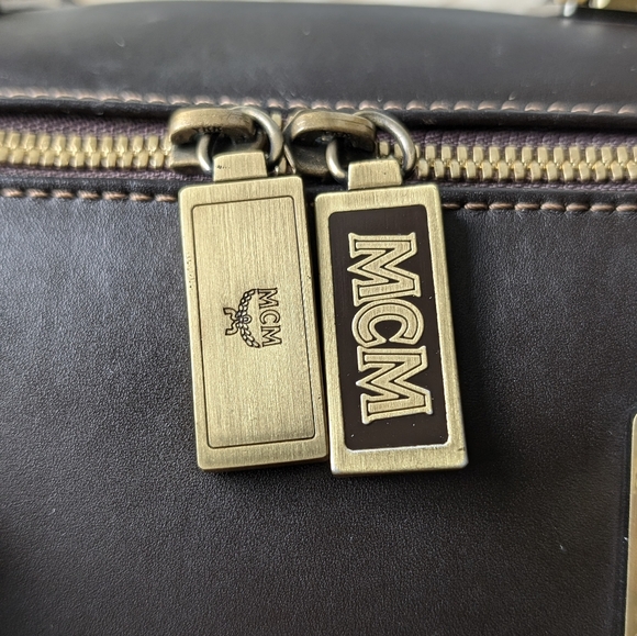 🚨 SOLD 🚨 Vintage MCM Boston 25 - Picture 5 of 9